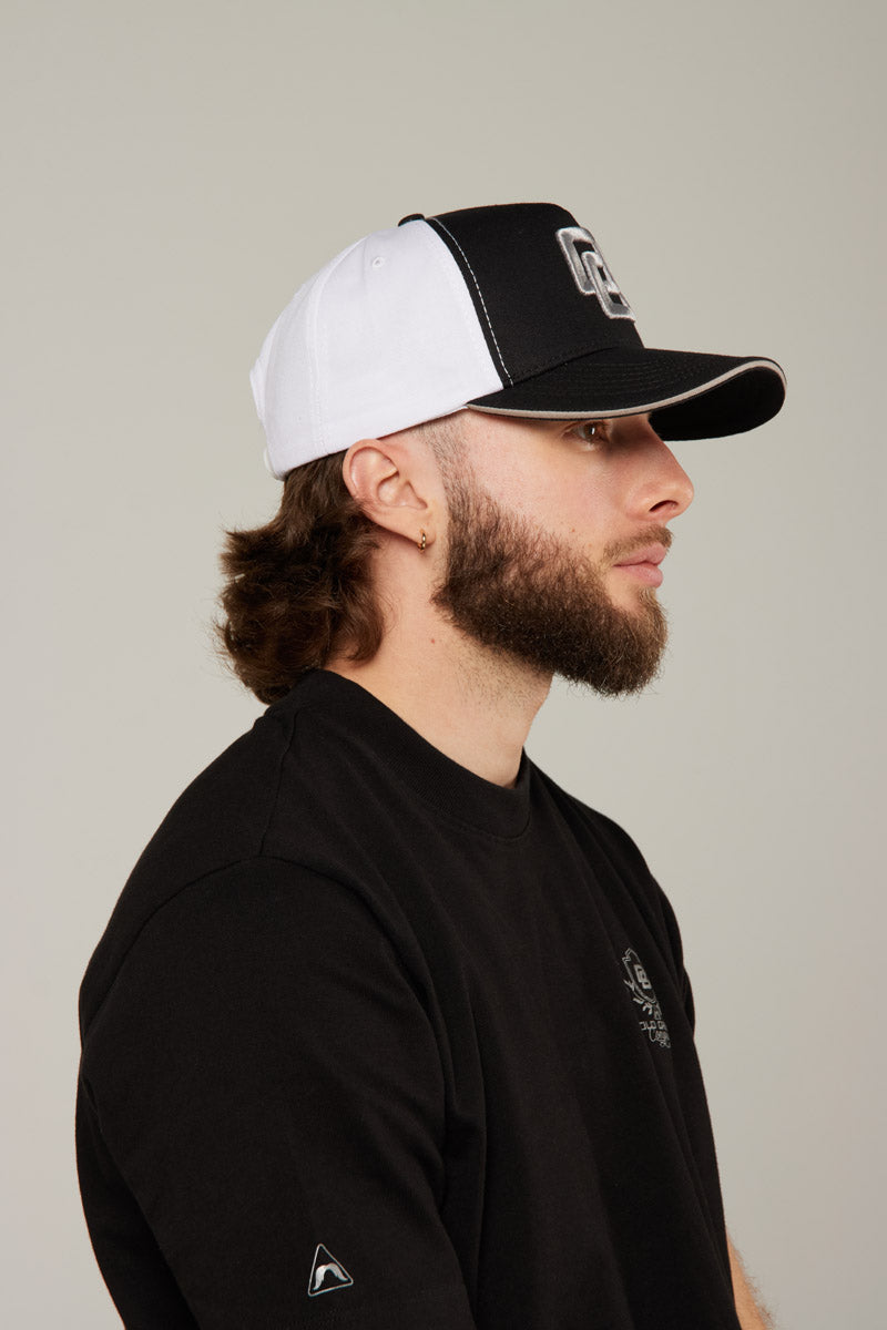 Gorra Negra/Blanca OG