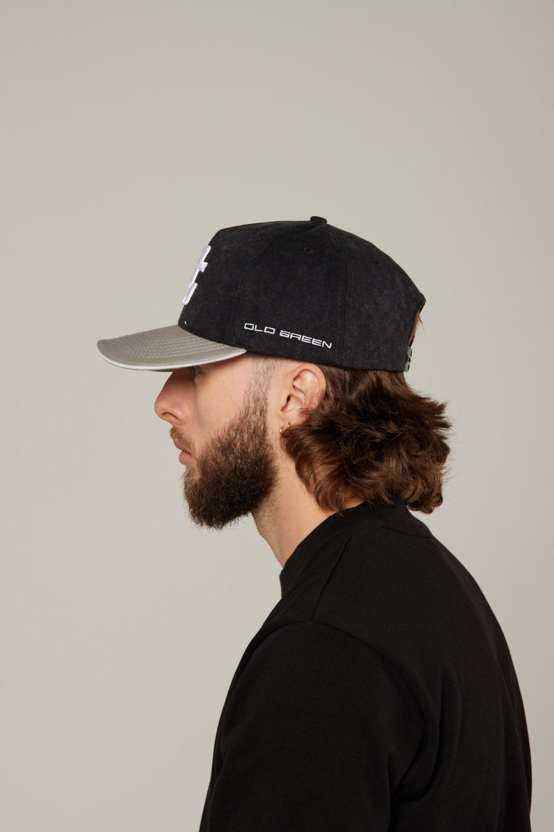 Gorra Wash Negra, teja gris